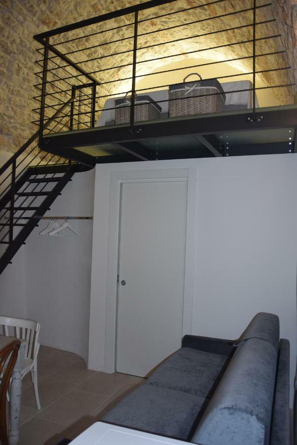 Dimora Le Zagare Apartment ออสตูนี ภายนอก รูปภาพ