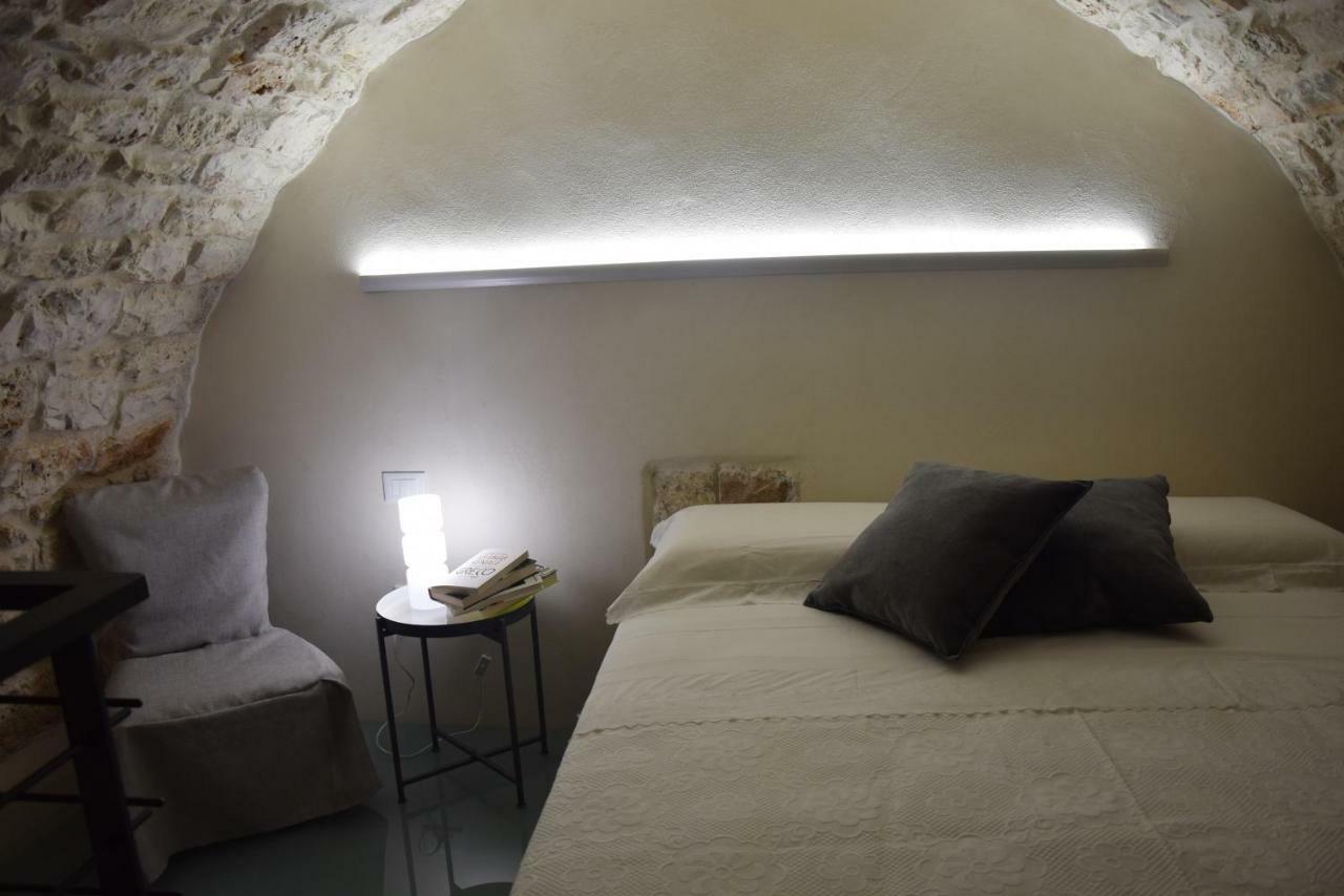 Dimora Le Zagare Apartment ออสตูนี ภายนอก รูปภาพ