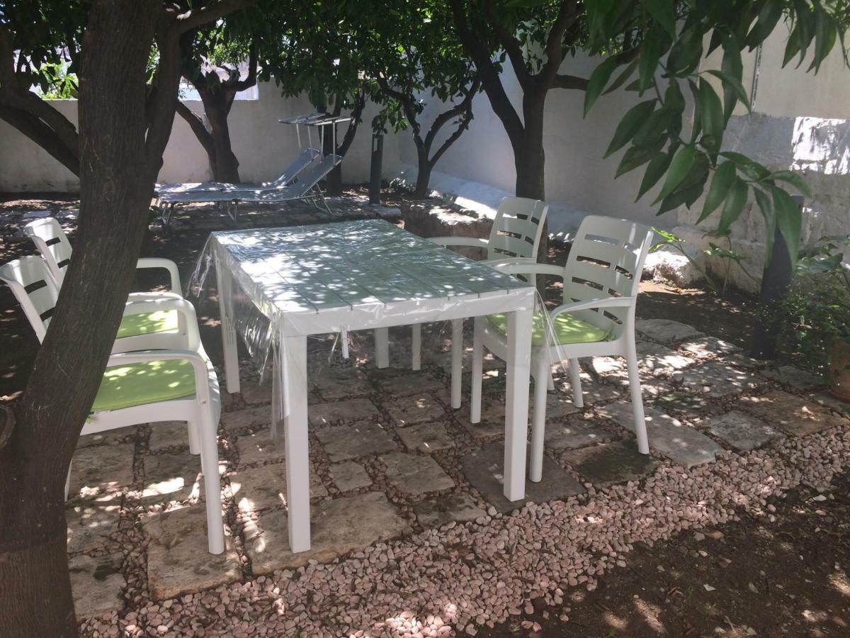Dimora Le Zagare Apartment ออสตูนี ภายนอก รูปภาพ